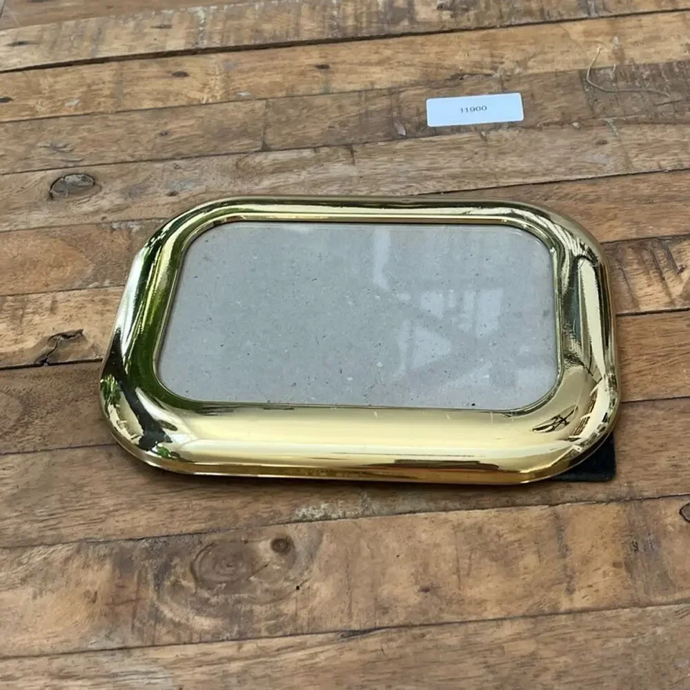 Unbranded this vintage